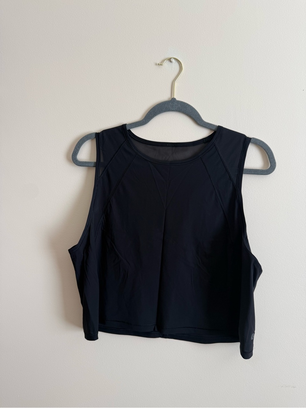 lululemon athletica sculpt cropped tank top